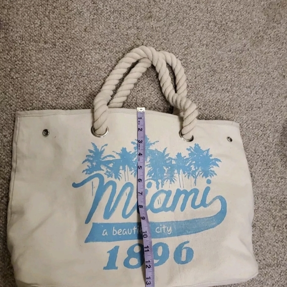 Robin Ruth Miami Beach Bag "A Beautiful City" EUC - Picture 9 of 10